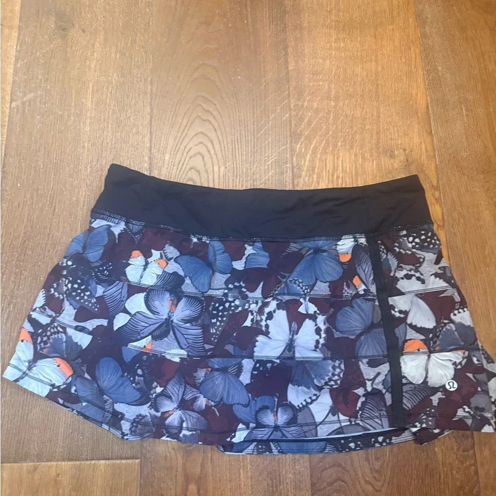 Lululemon pace rival skirt biggie so fly butterfly size 8